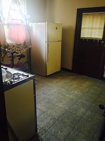 2nd image of 2417 W 53rd St #1