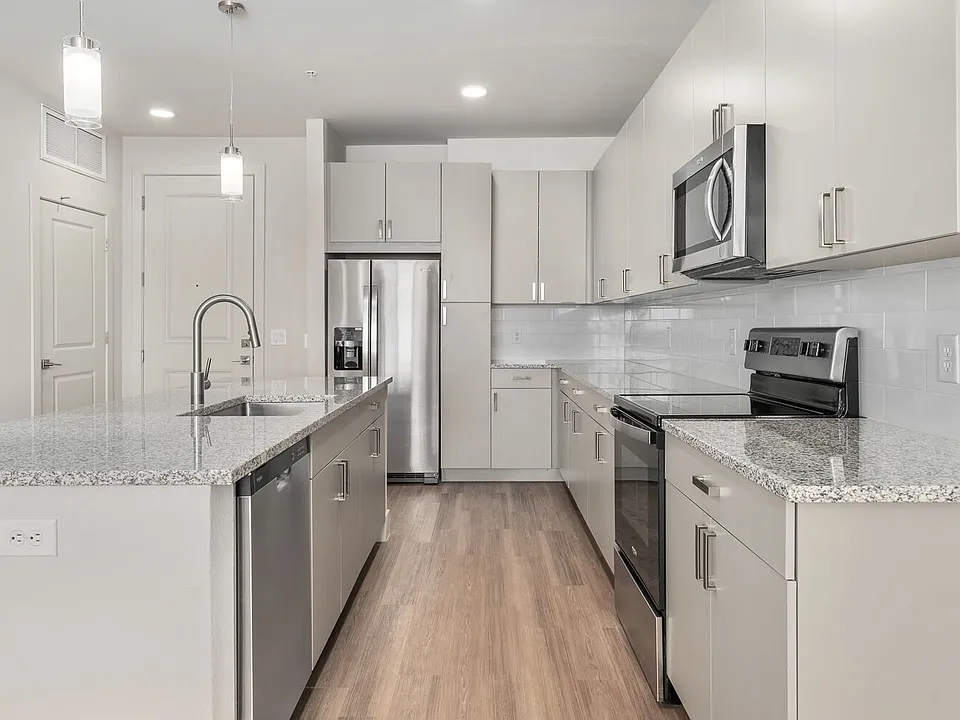 Encore Novo apartments community photo