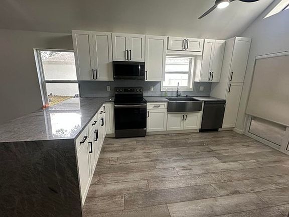 2nd image of 47 Buxton Ln