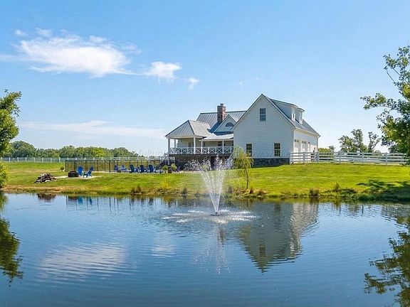 2nd image of 241 Bluegrass Ln