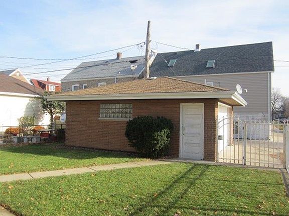 4th image of 5359 S Washtenaw Ave