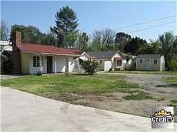 1st image of 8842 Aqueduct Ave