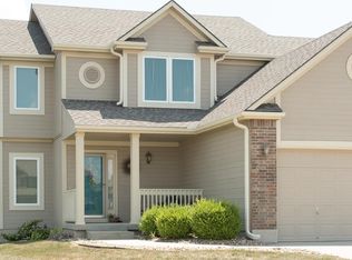 1007 NW Hickory Ct, Grain Valley, MO 64029
