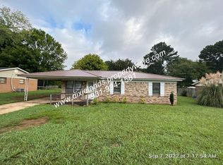 918 Sims St SW, Decatur, AL 35603