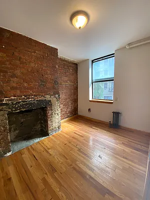 Rented by Crosstown Apartments NYC | media 20