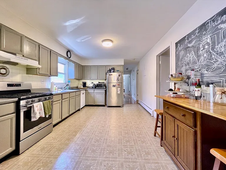 431 Manila Ave #3 — Photo 8
