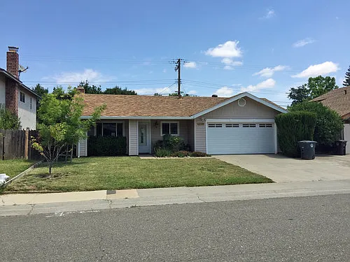 2207 River Trails Cir photo 1