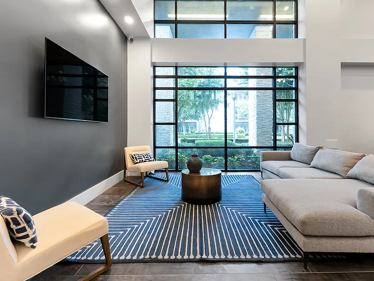 Veer Apartments — Photo 9