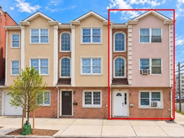 20 E Kinney St, Newark City, NJ 07102