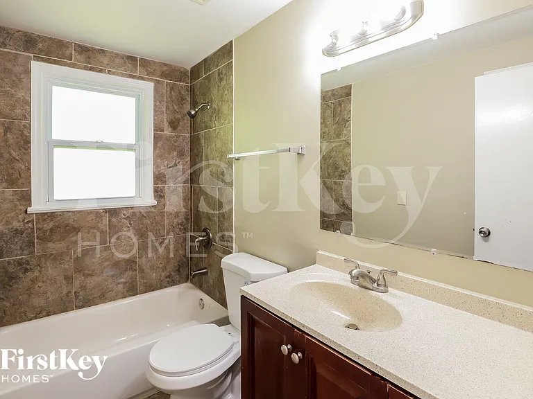 8408 W 89th St — Photo 13