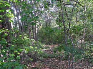 18 Sherwood Ln, Beaufort, SC 29907