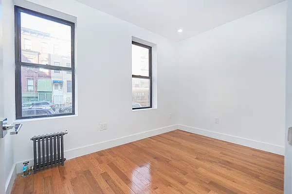 Rented by Compass | media 21