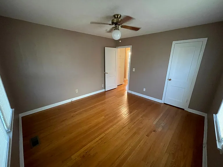 3829 NW 22nd St — Photo 11