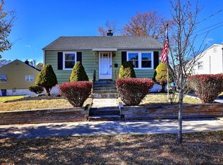 66 Ocean View St, New Haven, CT 06512