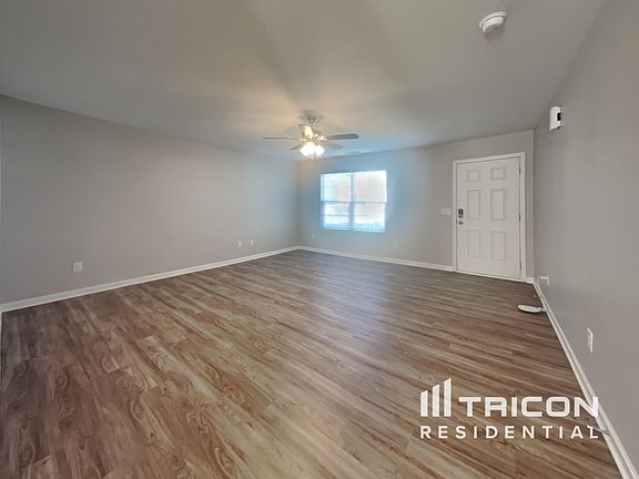 3rd image of 3967 Shallowcreek Ct