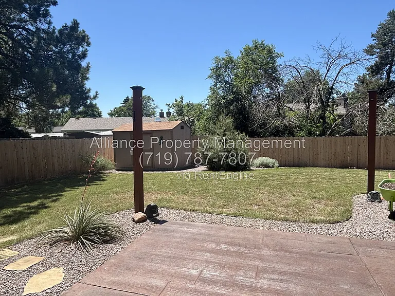 3823 Windsong Ct — Photo 31