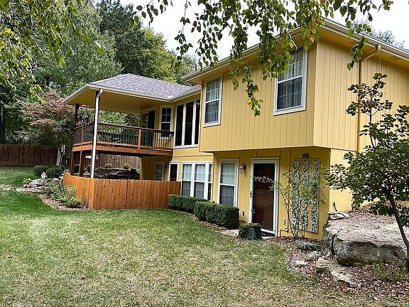 4th image of 2709 NW Richard Dr
