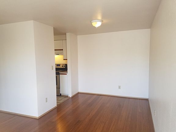 3rd image of 8620 23rd Ave NE APT A405