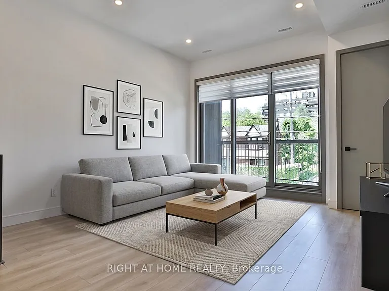 1169 Davenport Rd #4 — Photo 7