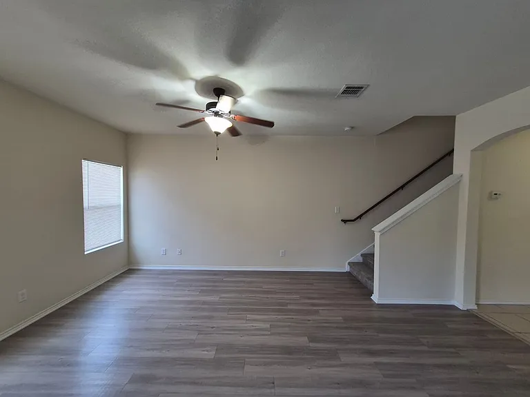 7208 Colina Way — Photo 6