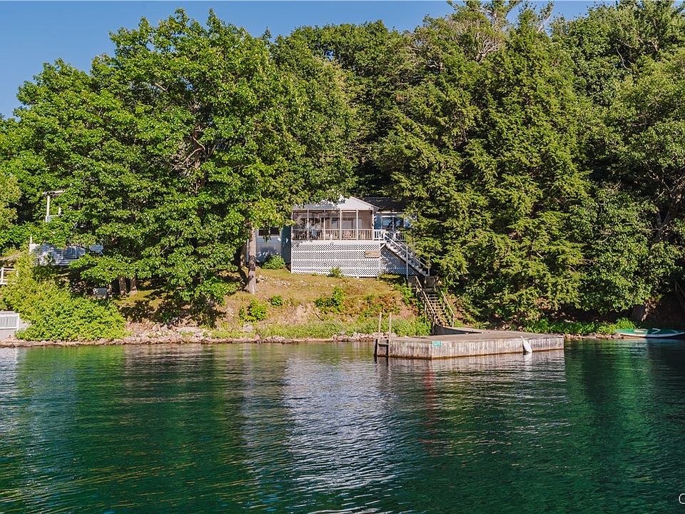 1st image of 16275 Grenell Is