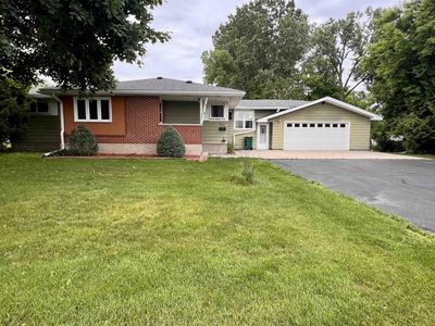 2040 10TH STREET, Marinette, WI, 54143