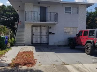 1082 NW 24th St #2, Miami, FL 33127