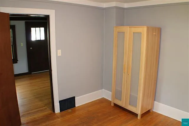 4632 Dodge St — Photo 7