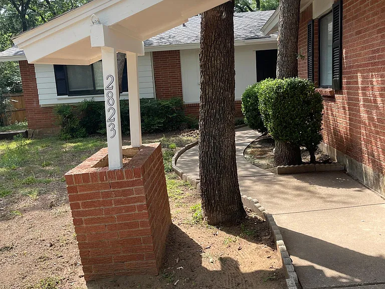 2823 Norwood Ln — Photo 11