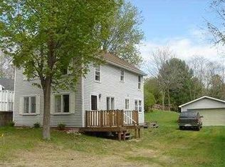 480 N Hancock St, Pentwater, MI 49449