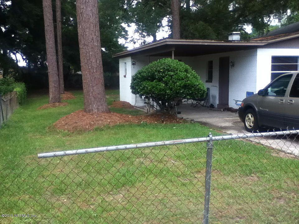2nd image of 510 Meadowbrook Dr