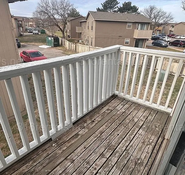 6716 W Par Ln #4 — Photo 1