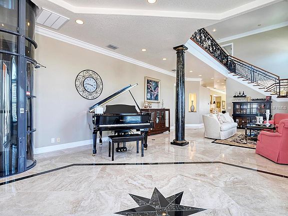 3rd image of 3111 Gulf Blvd