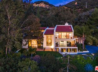 214 Loma Metisse Rd, Malibu, CA 90265