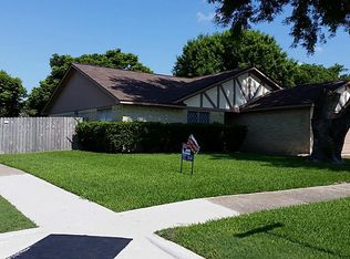 10342 Rancho Bernardo Ln, Sugar Land, TX 77498