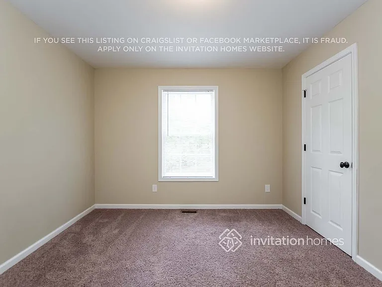 3669 N Hampton Dr NW — Photo 10