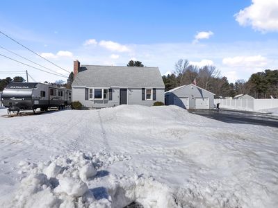 26 Eayers Pond Road, Hudson, NH, 03051