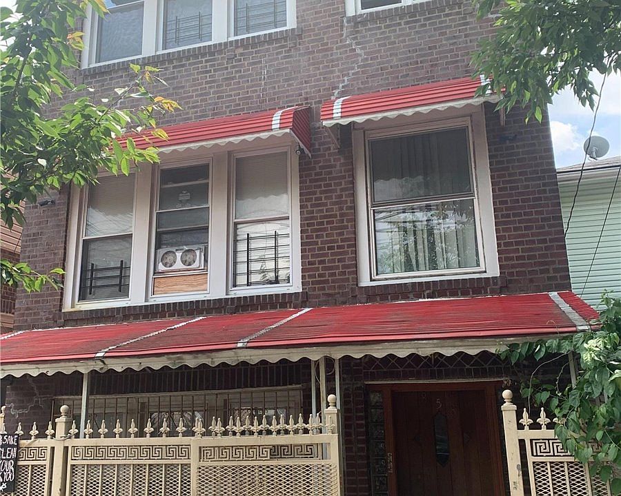 2nd image of 858 E 230th St