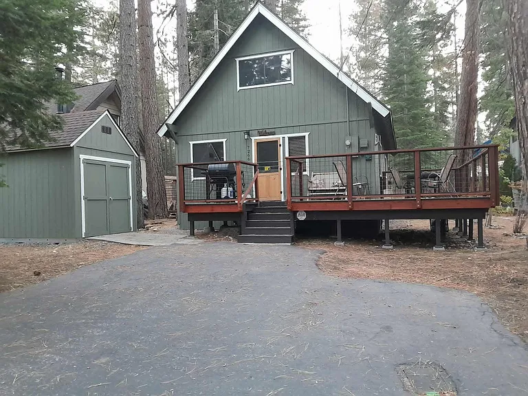 7266 4th Ave — Photo 2