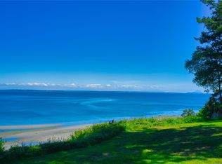 412 High Bluff Drive, Point Roberts, WA 98281