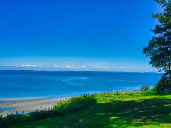 412 High Bluff Drive, Point Roberts, WA 98281