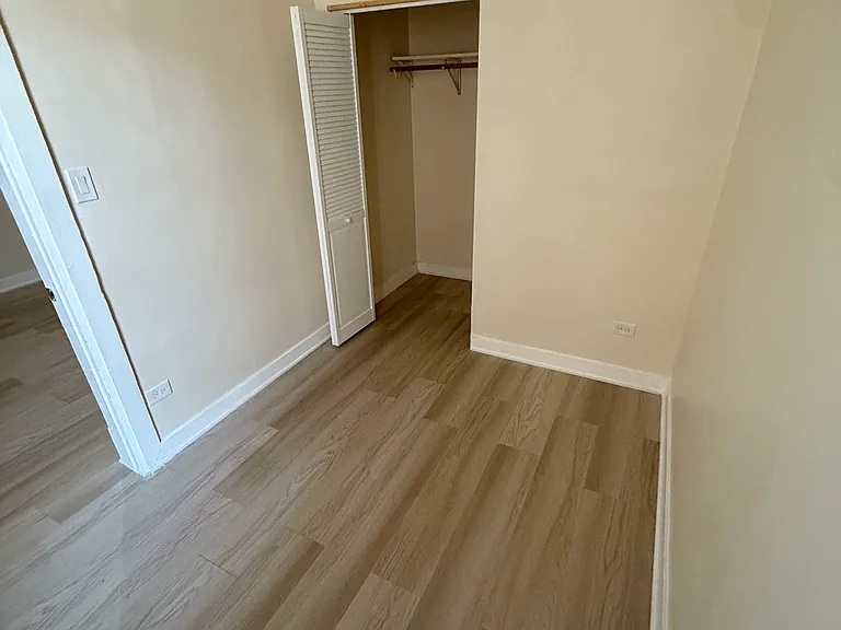 2846 W 21st St #1R — Photo 11