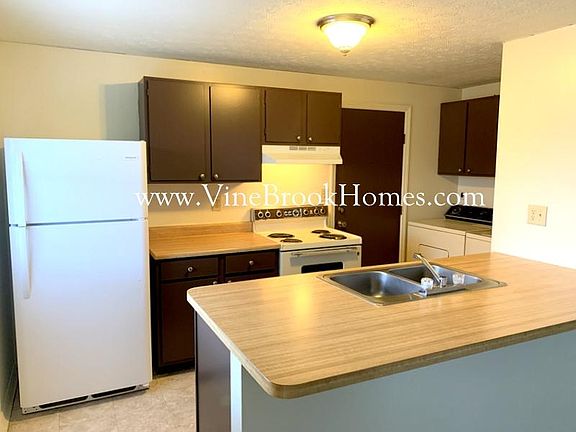 4th image of 8217 Mount Charles Dr