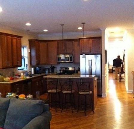 2nd image of 3229 N Kenmore Ave APT 3231-1N