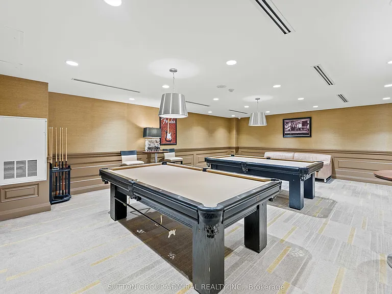 825 Church St #Penthouse 401 — Photo 47