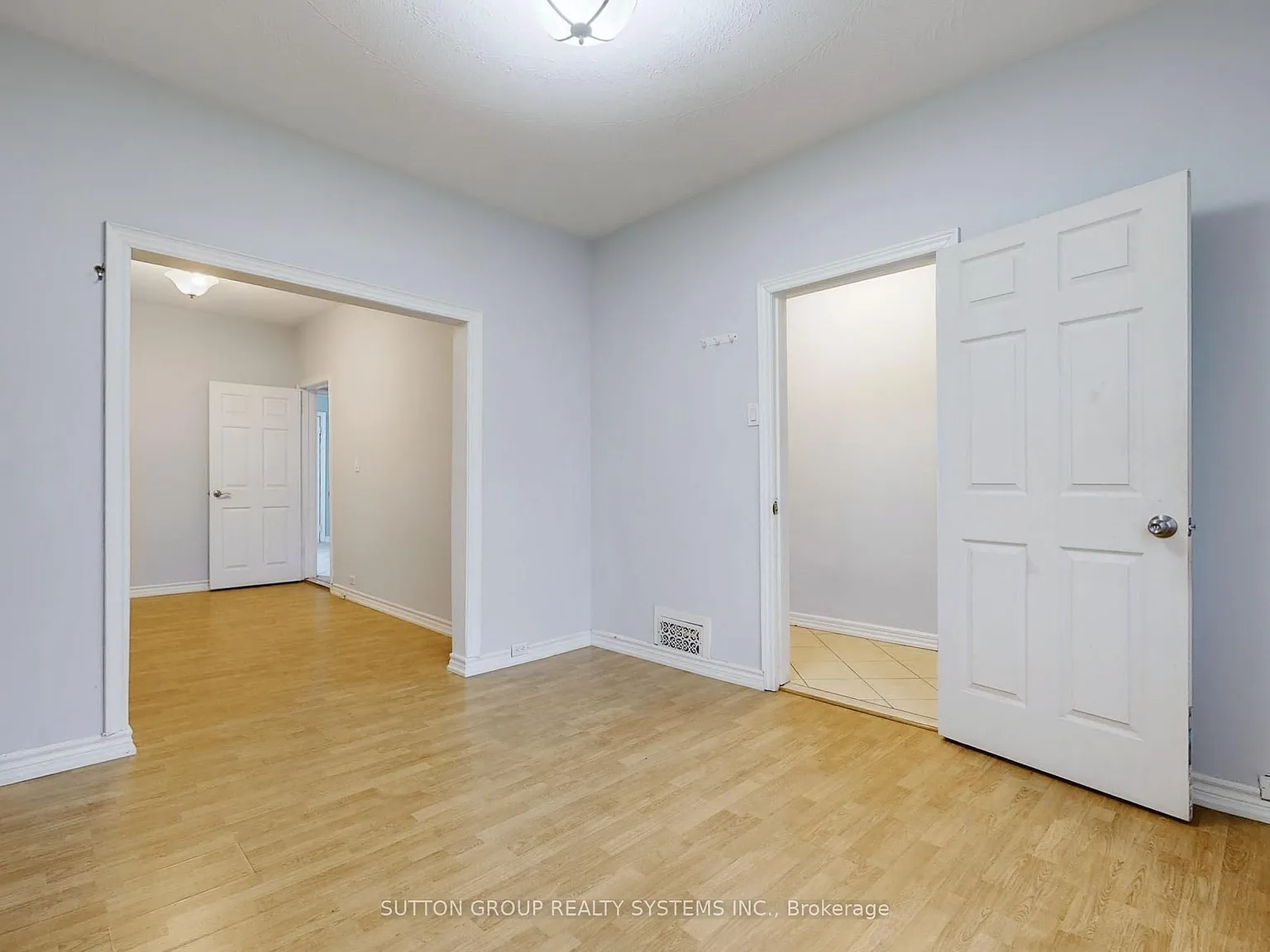 4 bed, $3,400 — Photo 3
