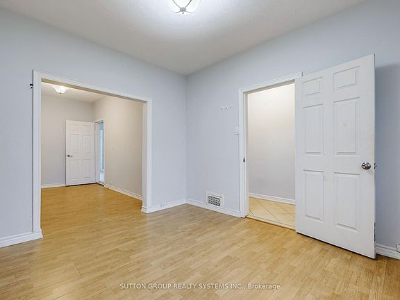 3rd image of 35 Day Ave
