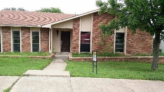 1st image of 4720 Roberts Dr