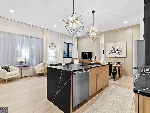 3rd image of 1968 8th St #6