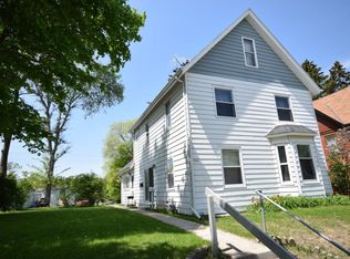 438 3rd Ave #A, West Bend, WI 53095